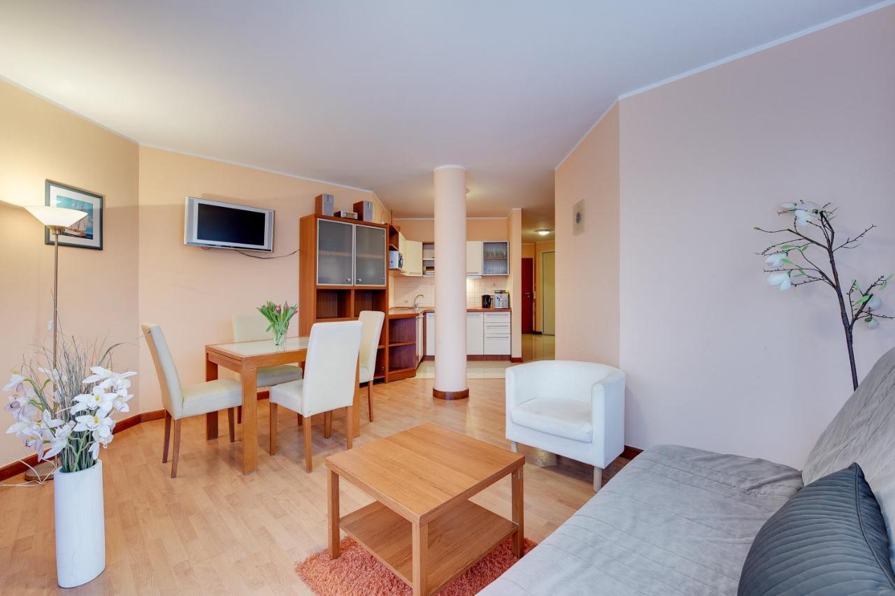 Vela 2min Plaza Hryniewieckiego Apartment