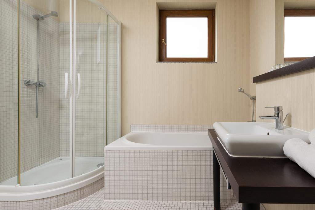 Vela 2min Plaza Hryniewieckiego Apartment *