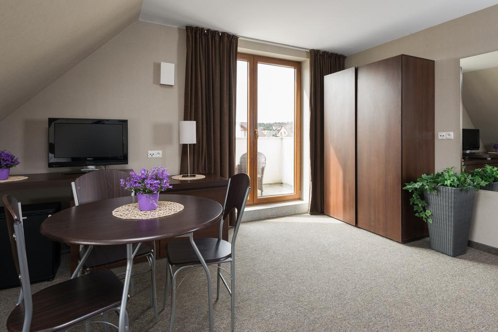 Apartment Vela 2min Plaza Hryniewieckiego *