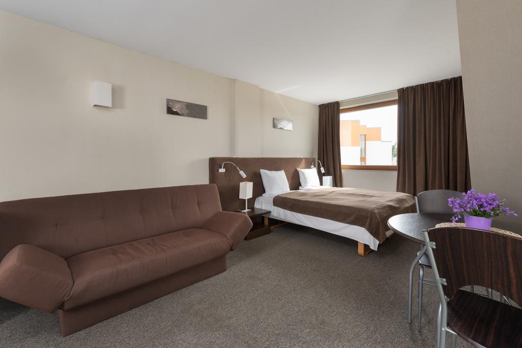 Vela 2min Plaza Hryniewieckiego Apartment *