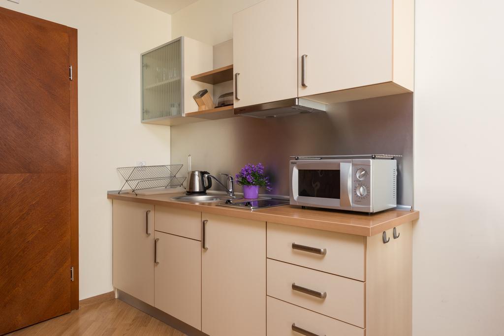 Vela 2min Plaza Hryniewieckiego Apartment