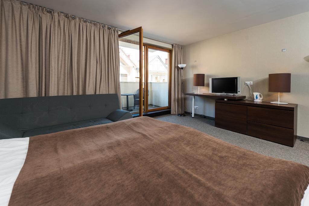 Vela 2min Plaza Hryniewieckiego Apartment *